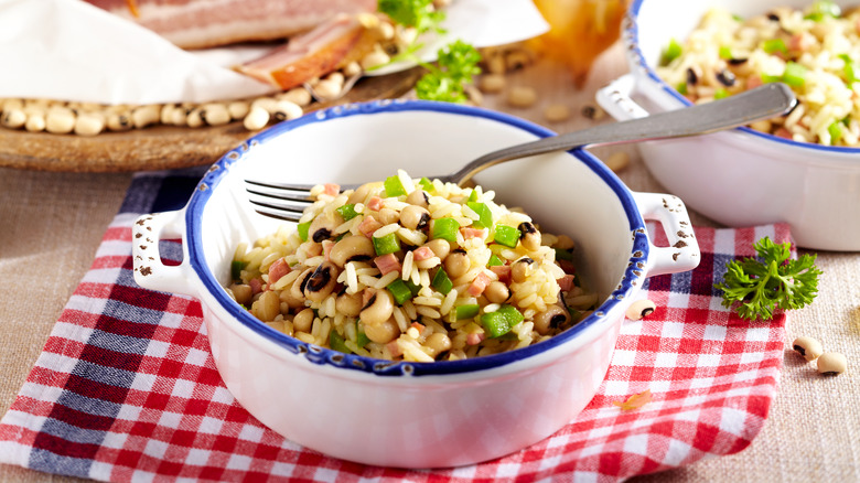 Hoppin' John in bowl