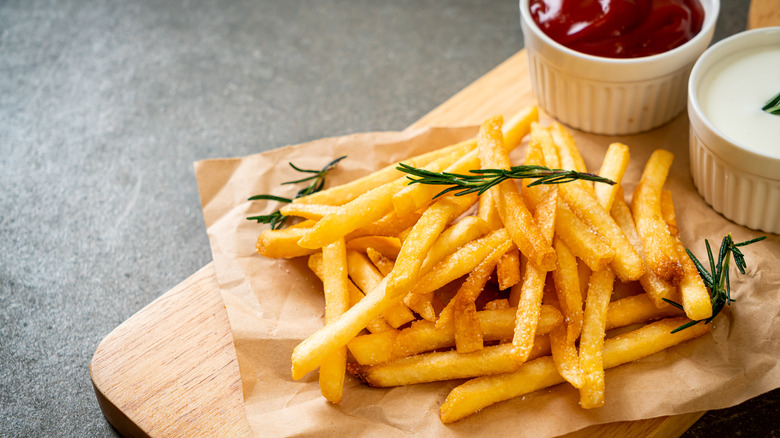 French fries with ketchup 