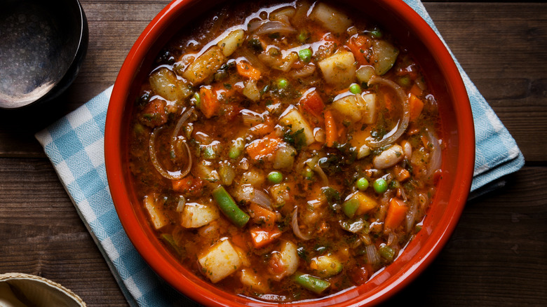 Minestrone soup in bowl