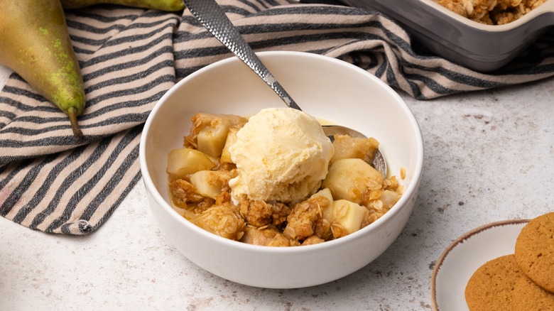 Ginger pear crisp recipe