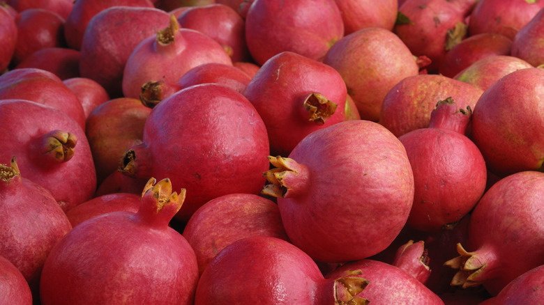 Pile of pomegranates 