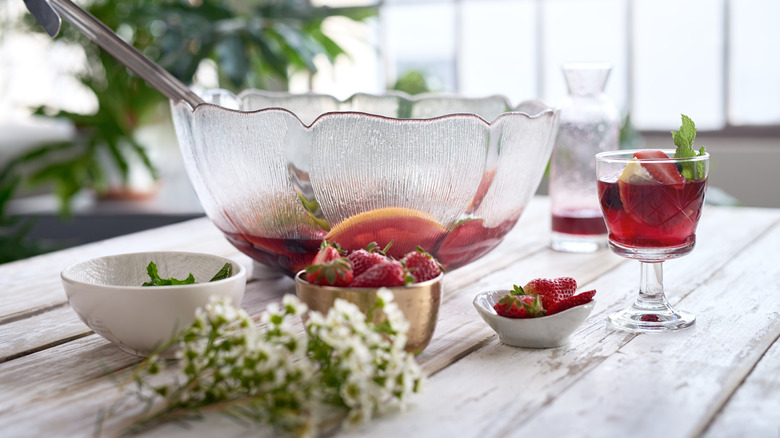 Galentine punch bowl