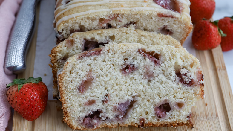 strawberry vanilla cake sliced