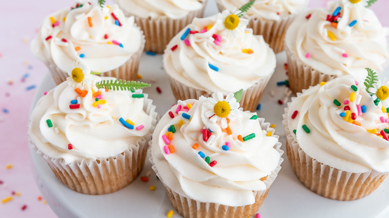 Vegan vanilla cupcakes