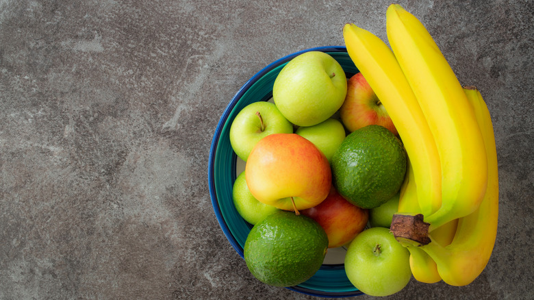 Bowl of fruit with bananas