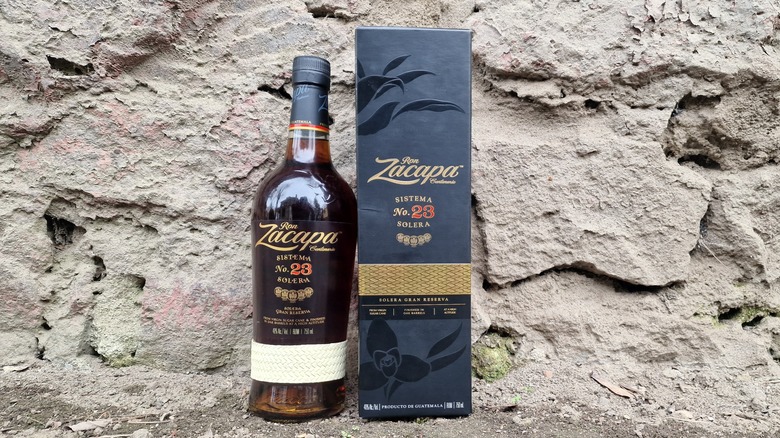 zacapa 23 rum bottle