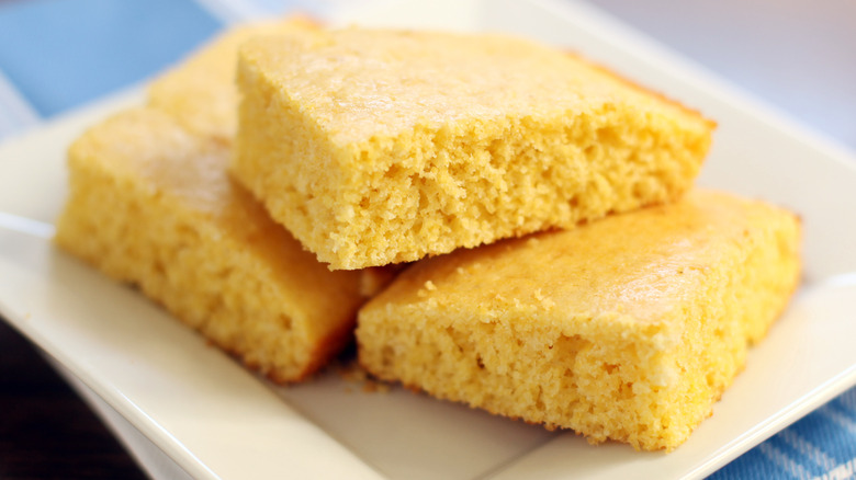 three pieces of cornbread