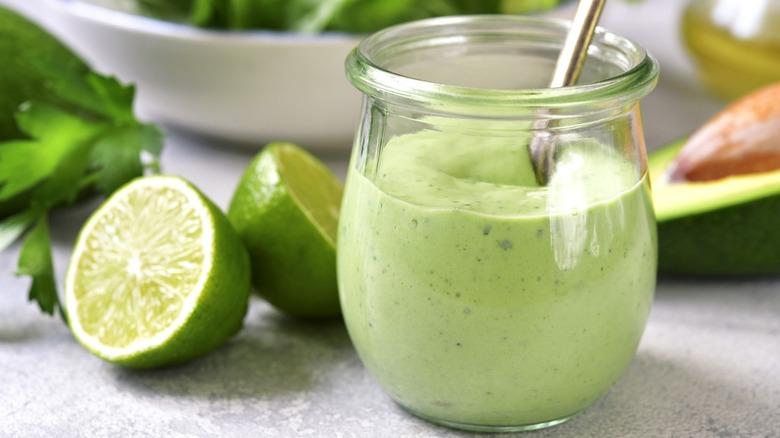 Avocado yogurt dressing with limes