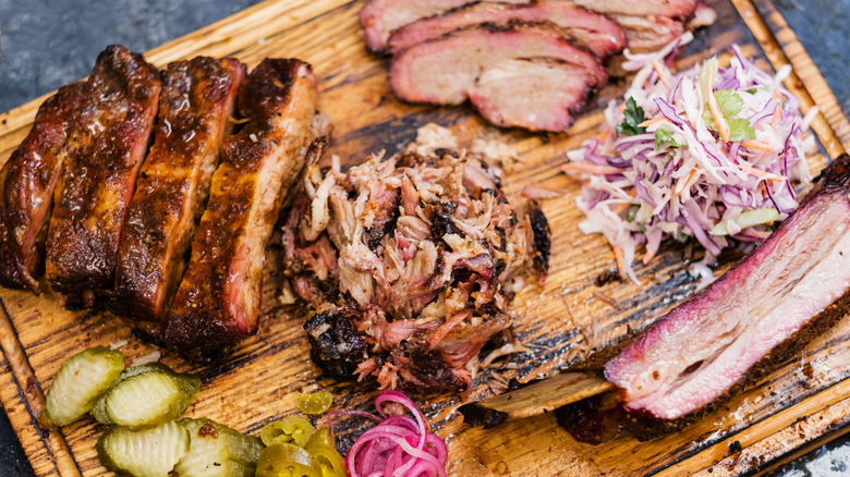 platter of barbecued brisket and pickles