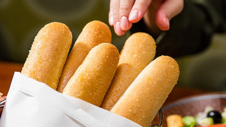 basket of breadsticks