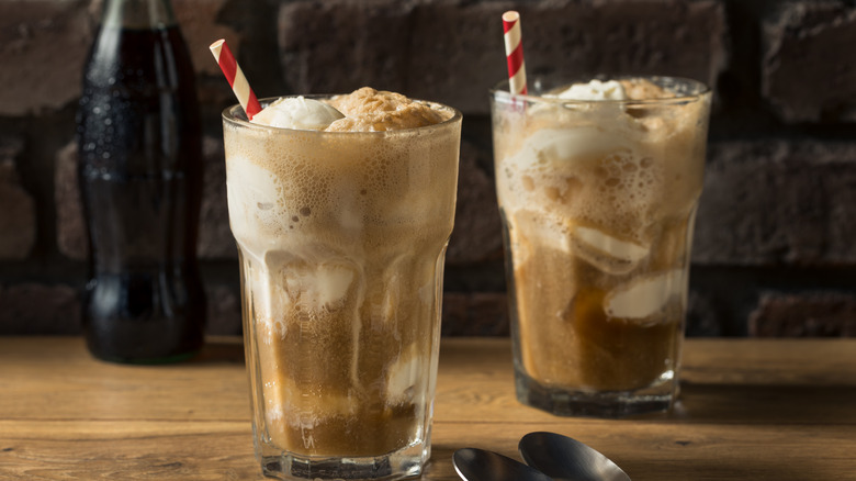 Root beer float